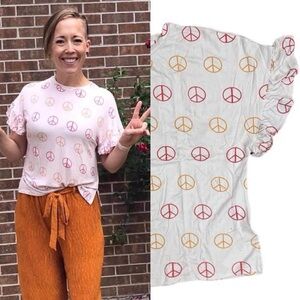 3XL New Dahl LuLaRoe Ruffle Sleeve Top - Peace